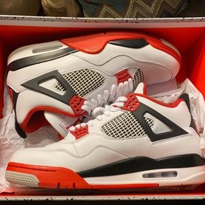 Jordan 4 Retro “Fire Red”